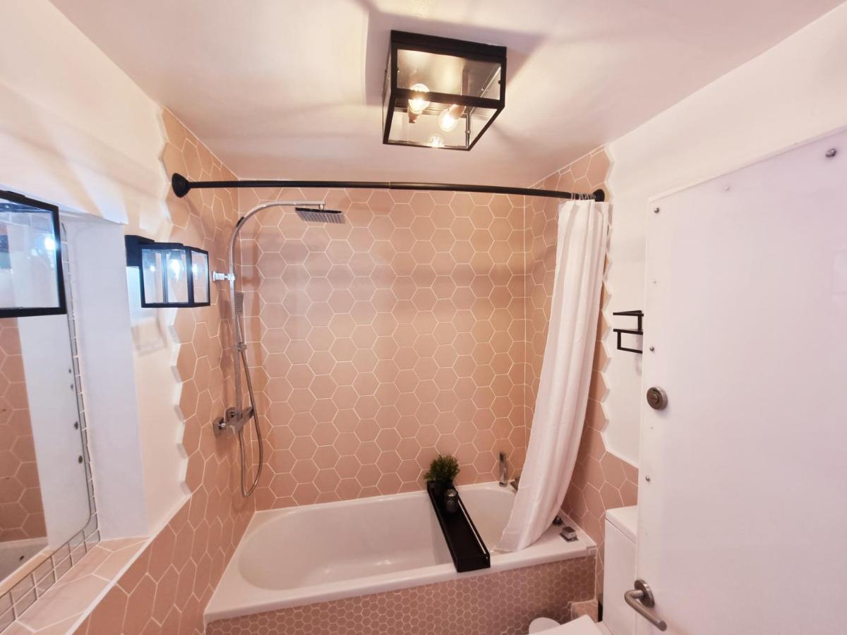Quirky Seaside Family Cottage Walk To The Waves! Brighton Exteriör bild
